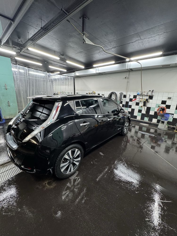 Nissan Leaf 2016