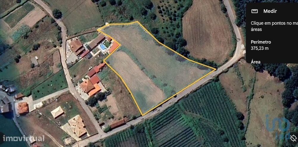 Terreno em Santa Cruz da Trapa e São Cristóvão de Lafões de 7000,00 m2
