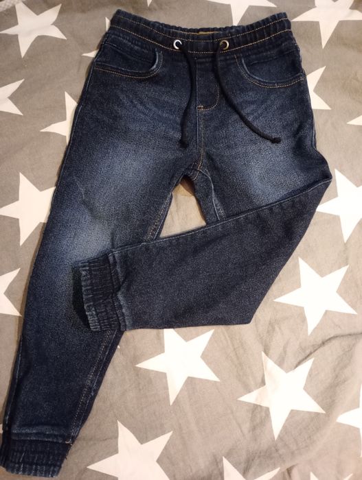 Joggery chłopięce z regulacją w pasie