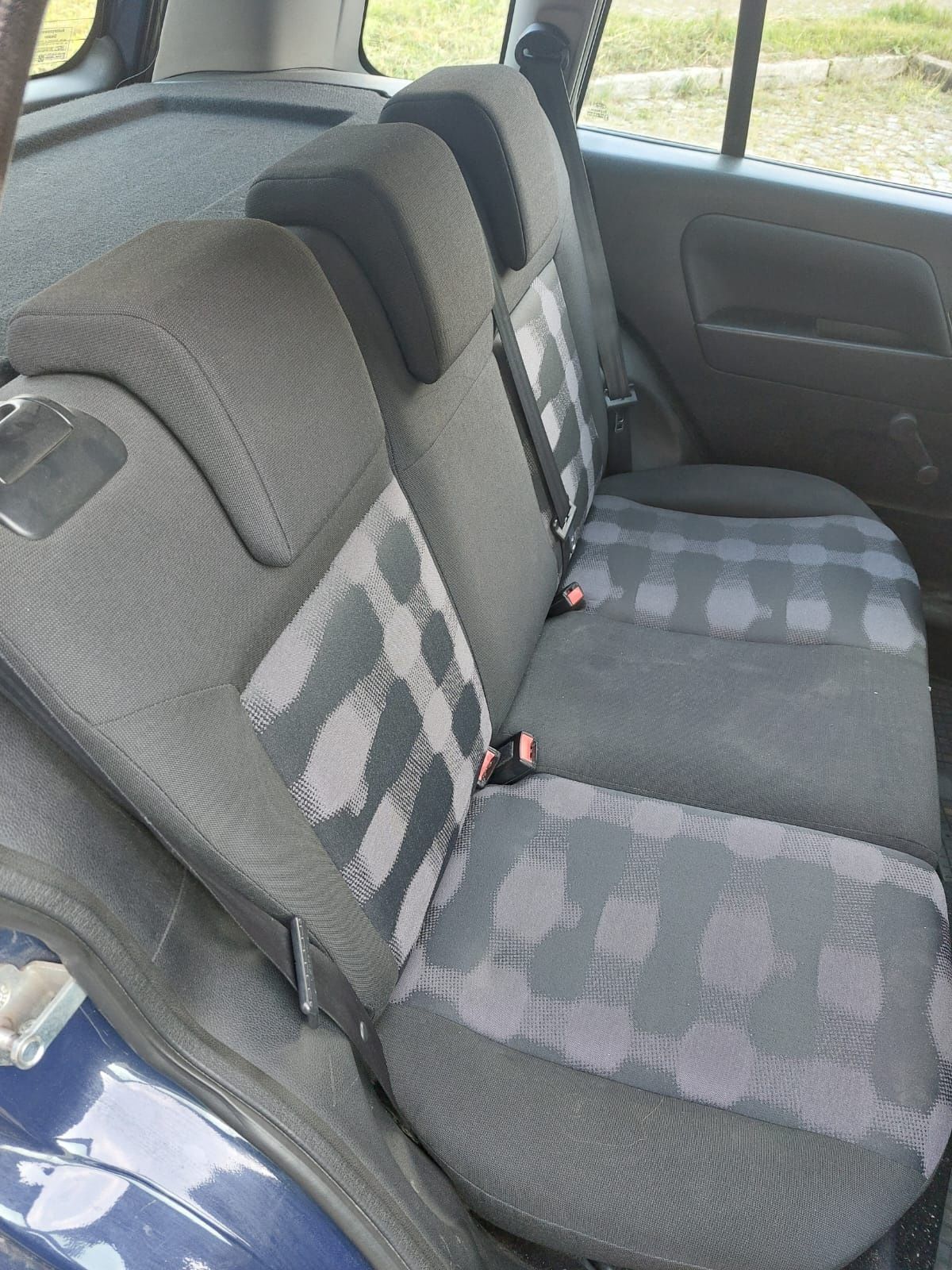 Ford Fusion 1.4 HDI z klimatyzacją spalanie 4L ropy/100 zapłacone Oc