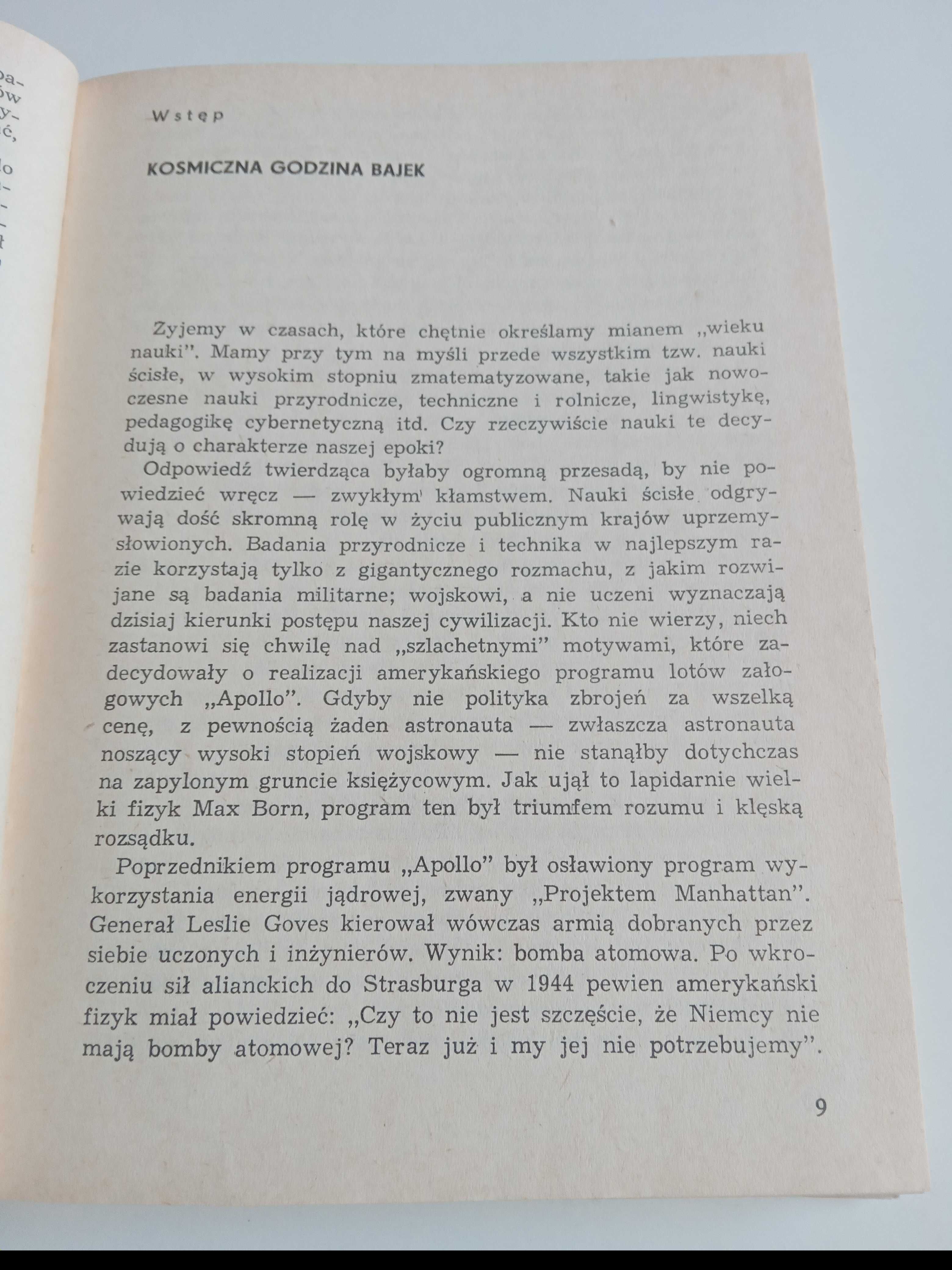Pod obcymi słońcami -Walter Fuchs