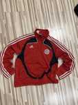 Bluza Adidas Fc Bayern Munchen czerwona size152-162cm XS sportswear