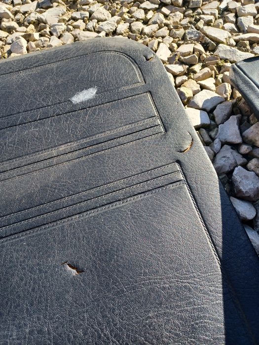 Boczki drzwiowe golf mk1 3d czarne.