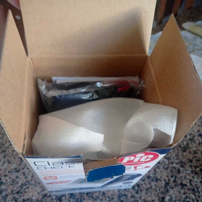 Máquina de medir tensão