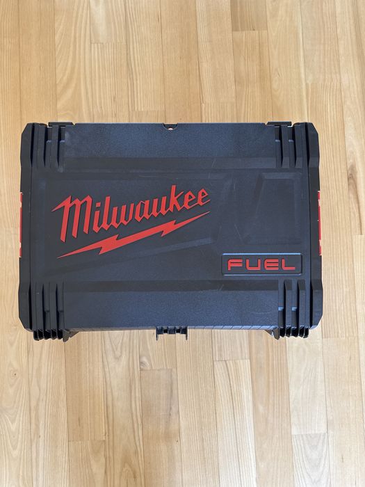 Skrzynka milwaukee