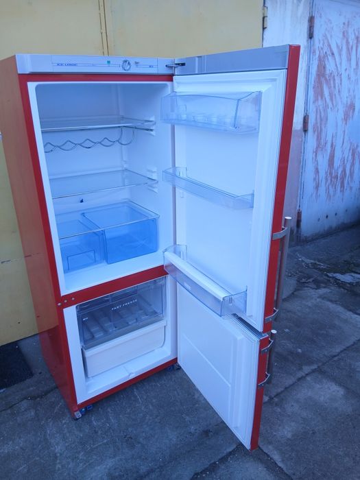 Lodówka firmy SEVERIN z osobnym zamrażalnikiem energooszczędna A++.