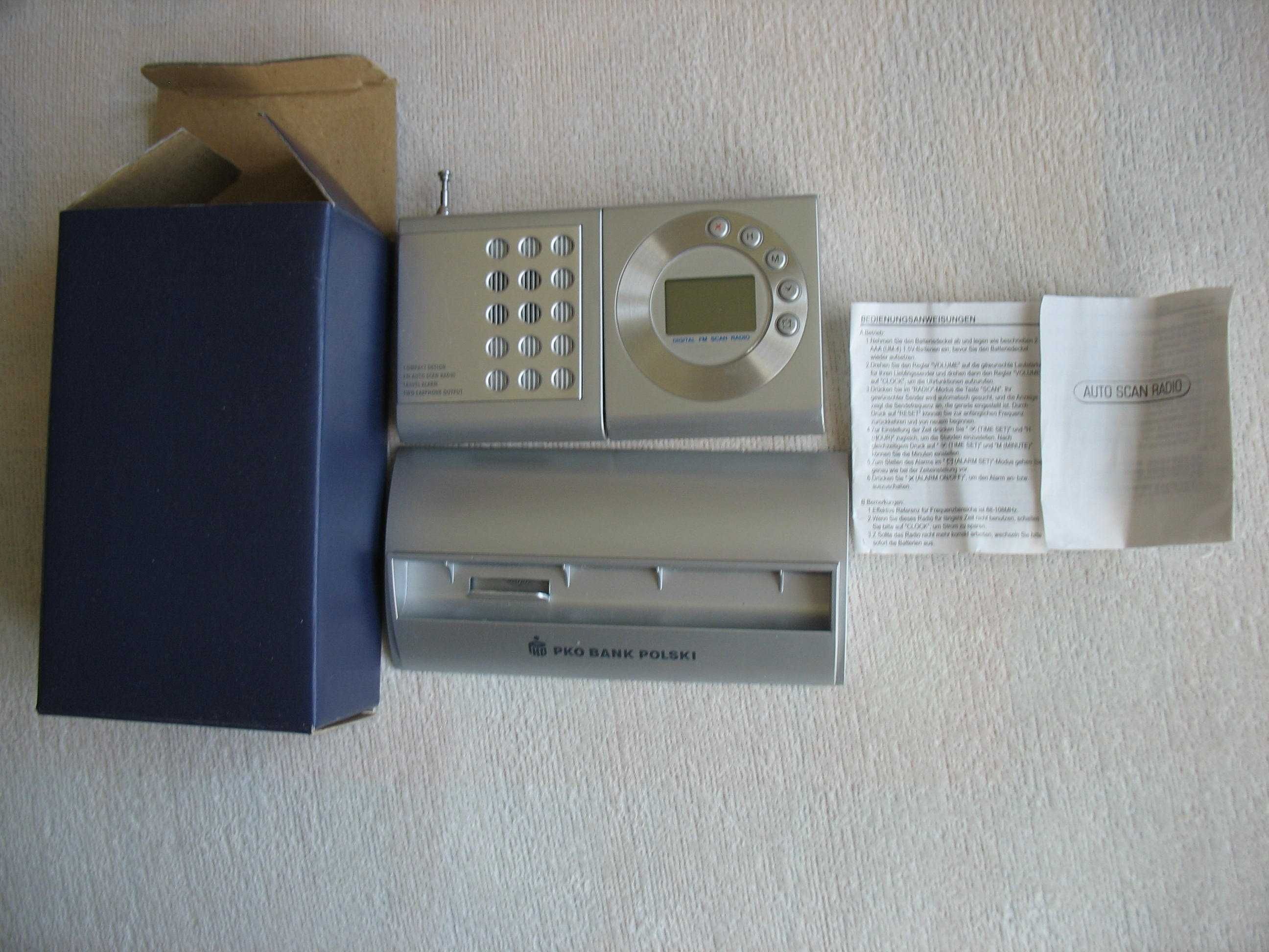 Digital FM auto scan radio