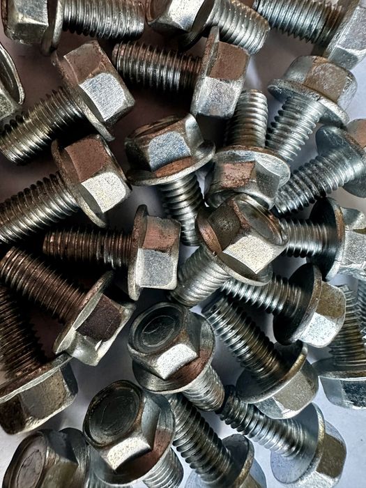 Wkręt samogwintujący M6SF-TT M8x16 mm ocynk