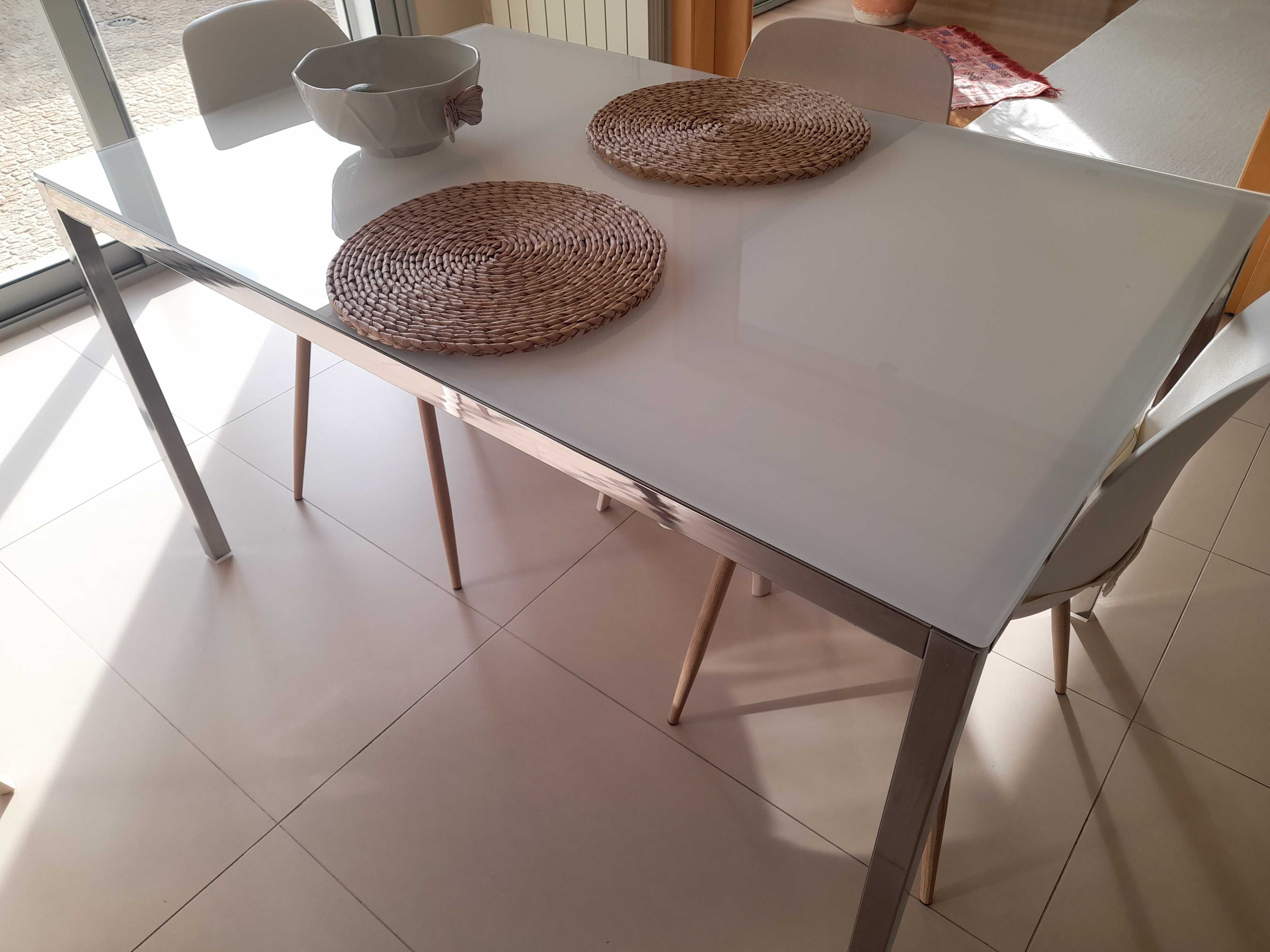 Mesa Ikea como nova