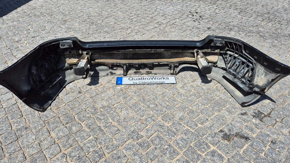 AUDI A4 B5 (8D)- Para-choques Traseiro Carrinha ORIGINAL 1999 ate 2001
