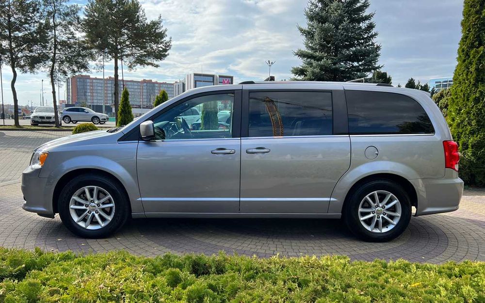 Dodge Grand Caravan 2020