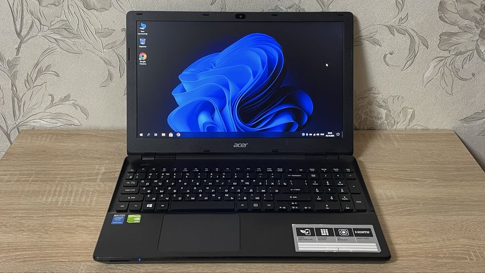 Ноутбук Acer Aspire E5-551 / Nvidia GeForce 810M / SSD / 4 год. акум