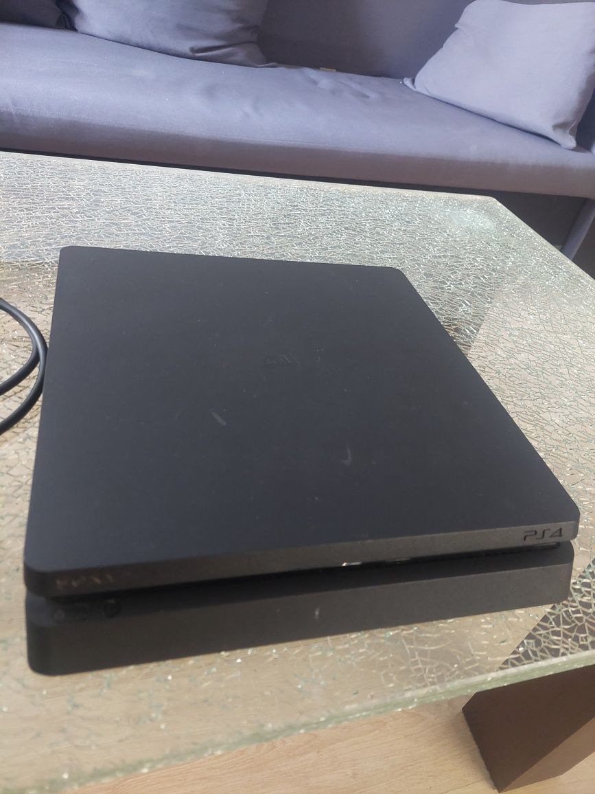 Konsola PlayStation 4 slim 500gb