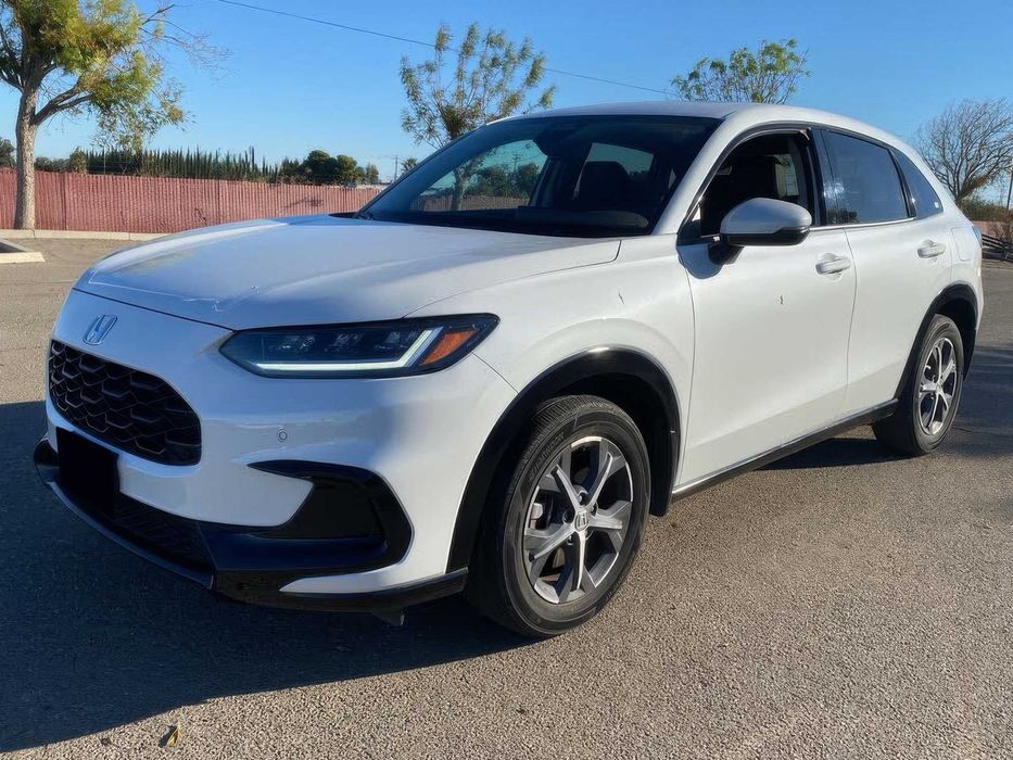 Honda HR-V EX-L      2023