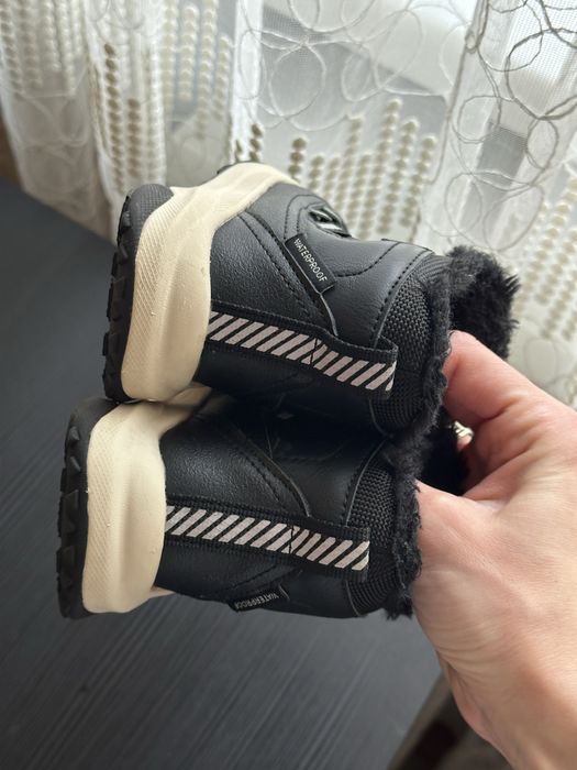 Зимові черевики h&m 22 розмір