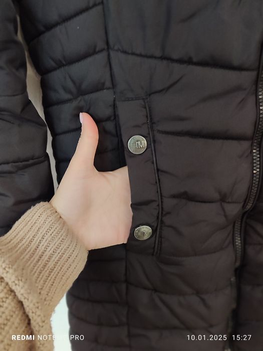 Зимова куртка жіноча