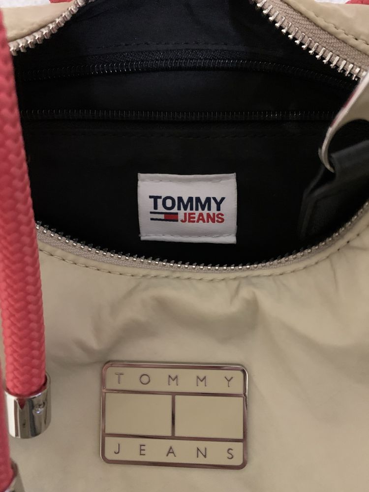 Сумка Tommy Jeans