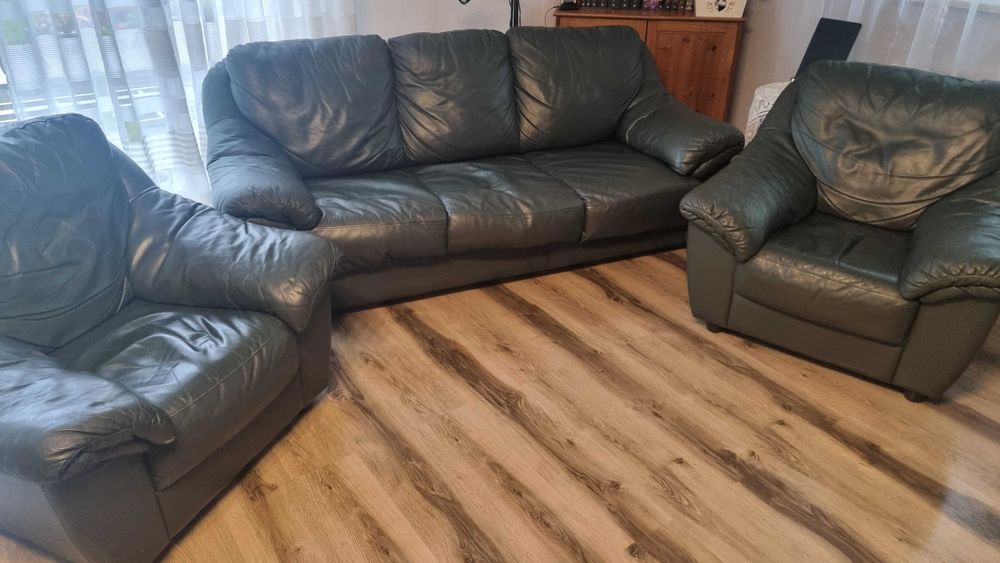 Zestaw wypoczynkowy sofa i dwa fotele (3+1+1)