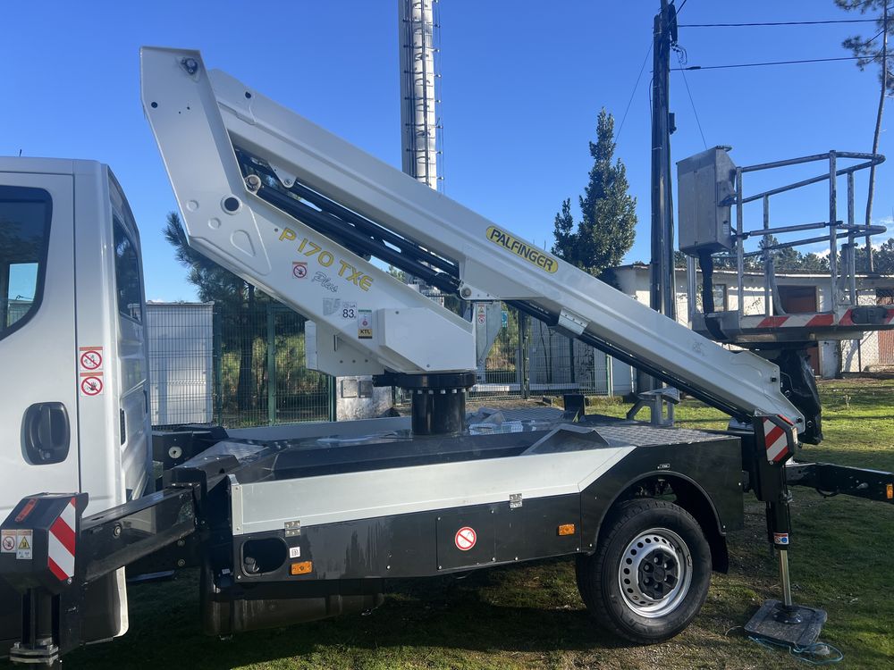 Iveco daily plataforma elevatoria  2021