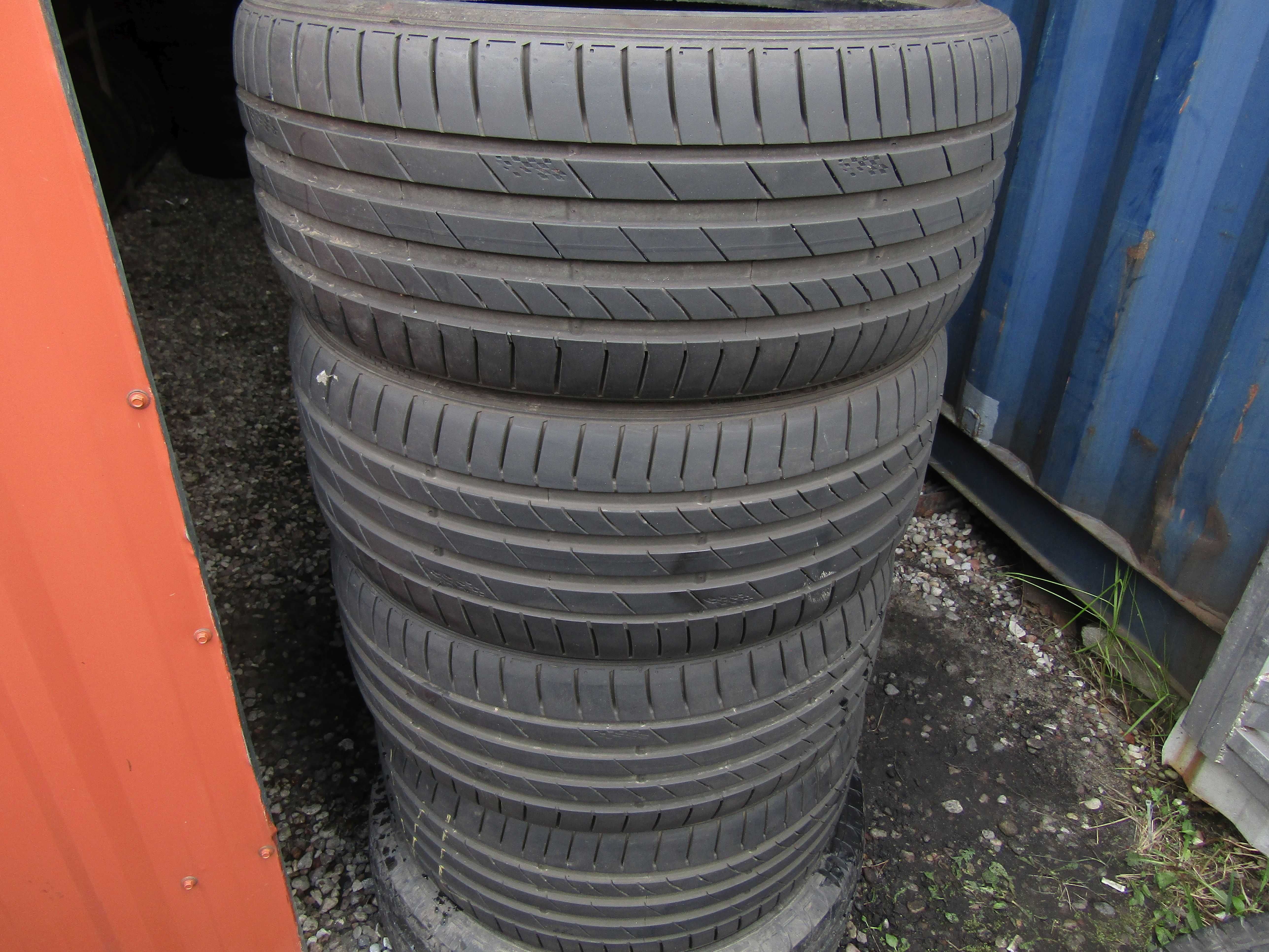 235/30R20 Kumho Ecsta PS71  4szt