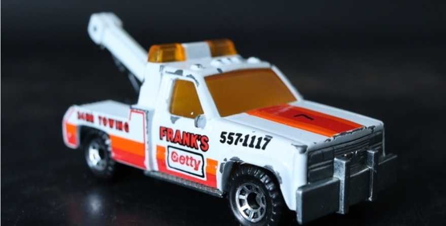 Модель автомобіля Matchbox 1987 року евакуатор