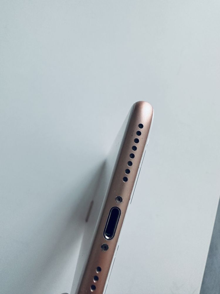 Sprzedam iPhone 8 Plus 64 GB