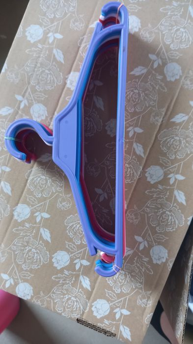 Wieszaki dla dzieci mix