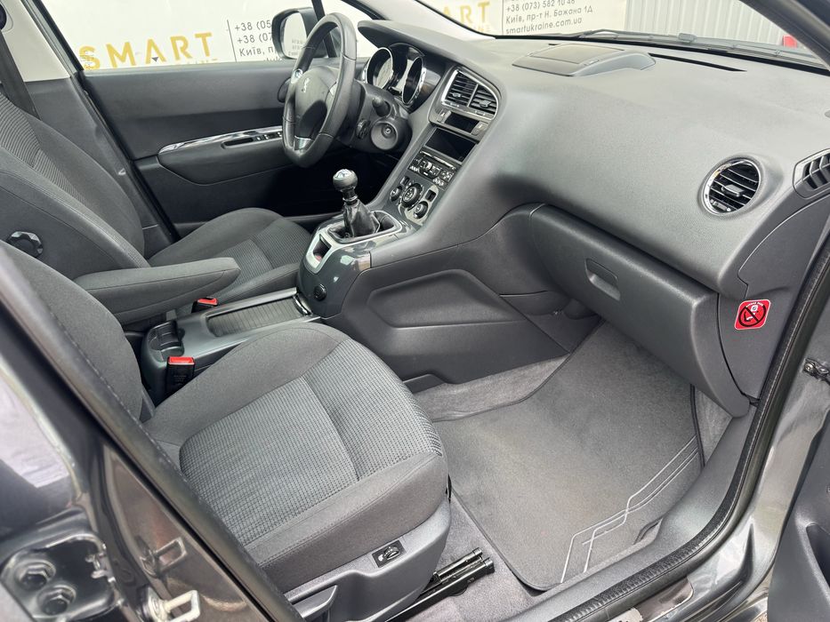 Peugeot 5008 1.6 tph з Швейцарії