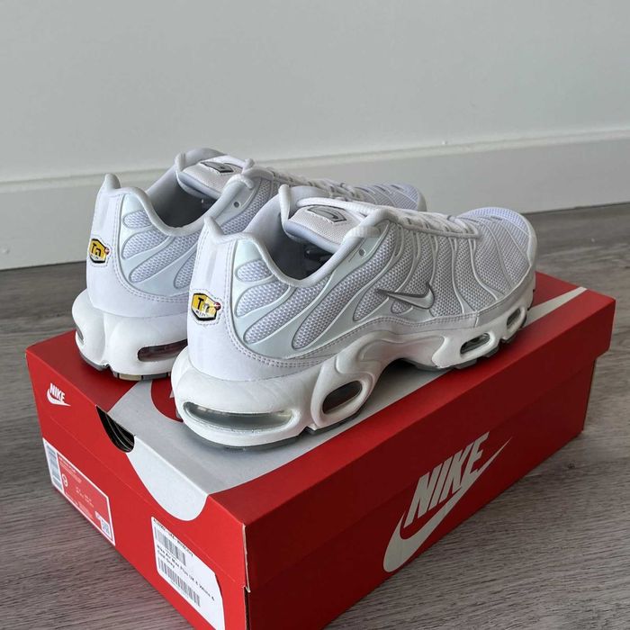 Buty sportowe Nike Air Max TN Plus White R.40