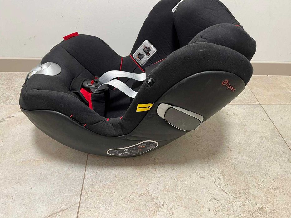Fotelik Cybex Sirona Z i-Size Ferrari (0-18kg) + baza obrotowa 360