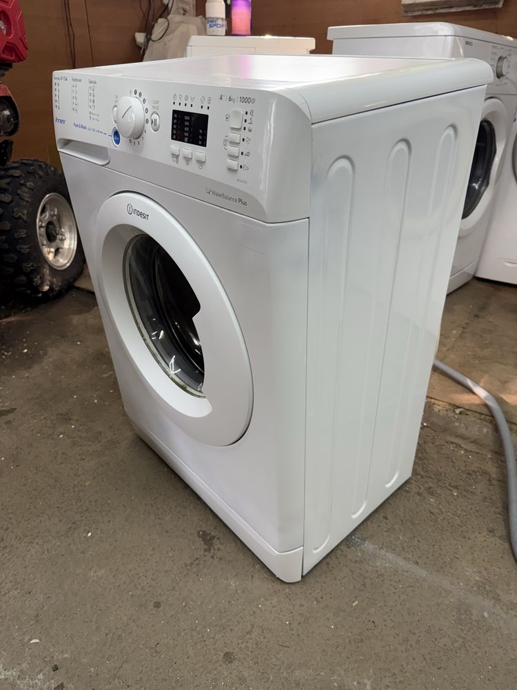 Пральна машинка Indesit BWSA 61051