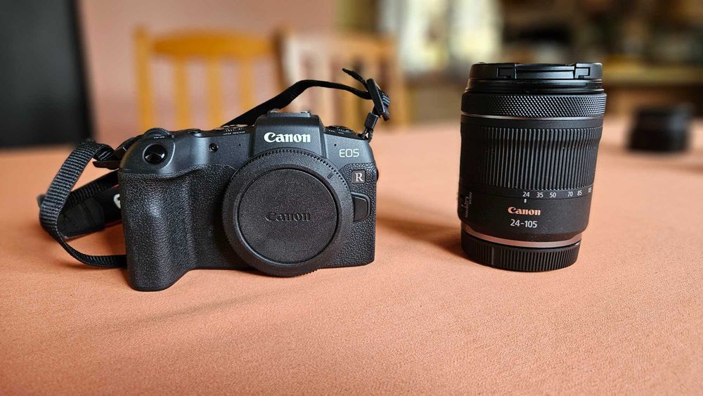 Canon EOS RP + obiektyw Canon RF 24-105mm F4-7.1 IS STM + dodatki