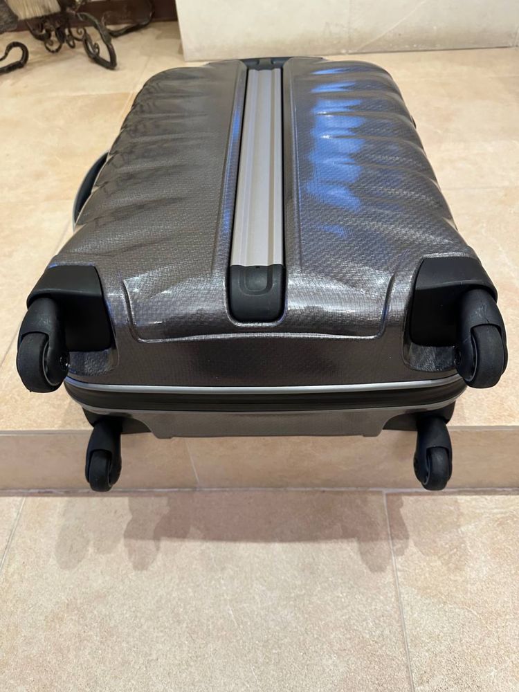 Samsonite валіза мала, ручна поклажа 55/40/20, вага 1,7 кг