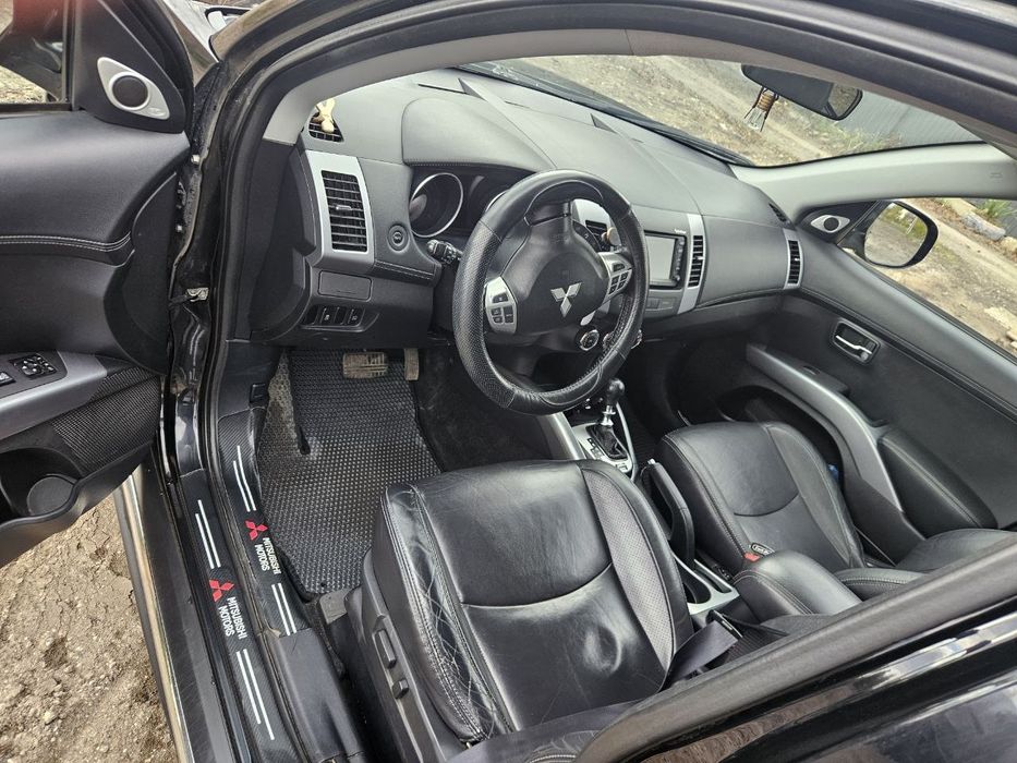 Продам Mitsubishi outlander