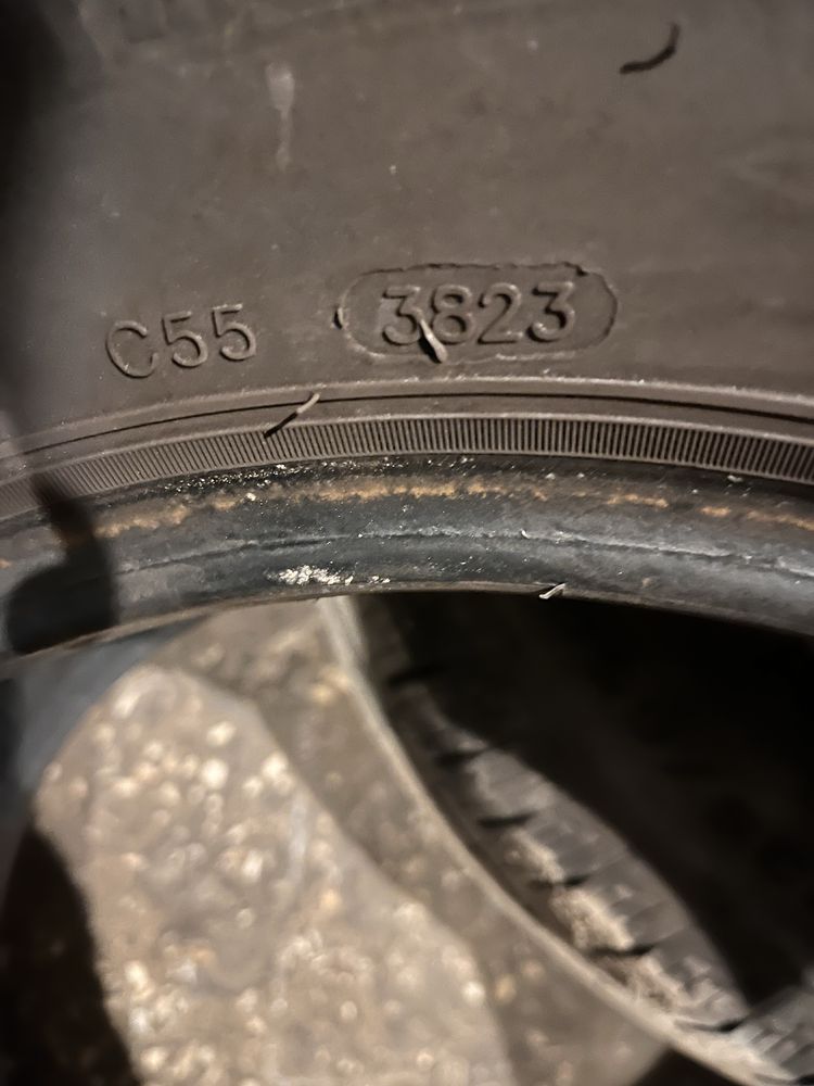 Opony 235/65r16c dwie sztuki wielosezonowe