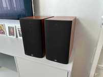 Bowers & Wilkins 685 полочная акустика B&W 685