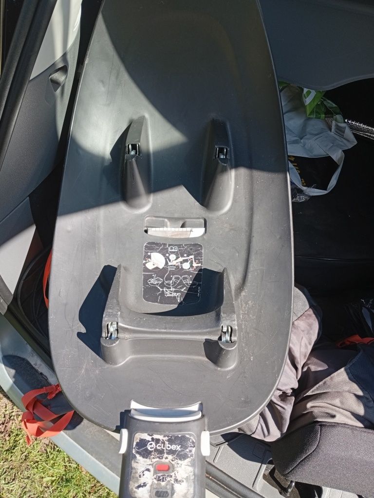 Cybex Sirona M2 I-size + baza