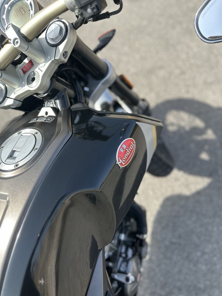 FB Mondial 125cc HPS (Café Racer) Moto 125cc