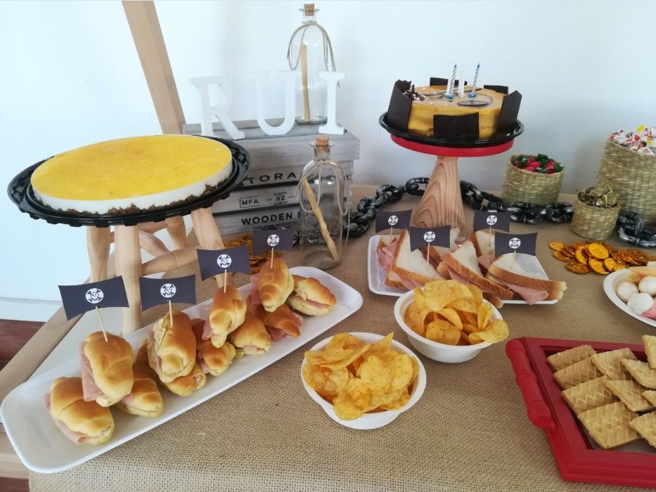 Vários temas de festas e artigos profissionais para festas de aniversá