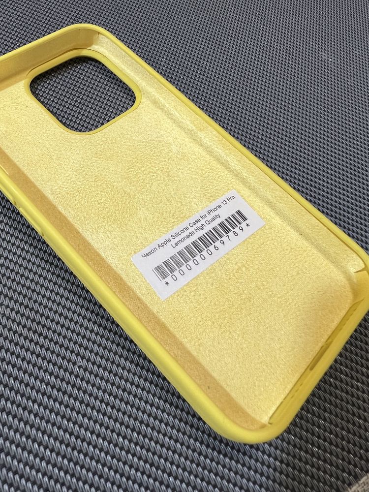 Чехол Apple Silicone case for iPhone 13Pro Lemonade желтый