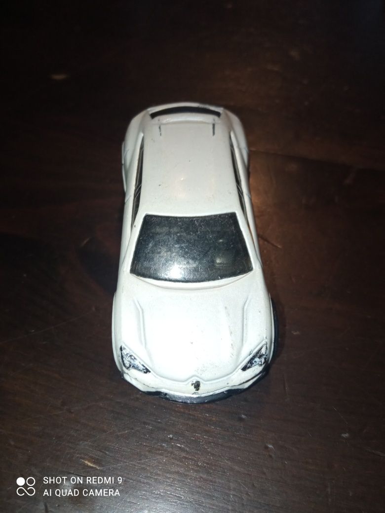 Lamborghini Urus hot wheels B