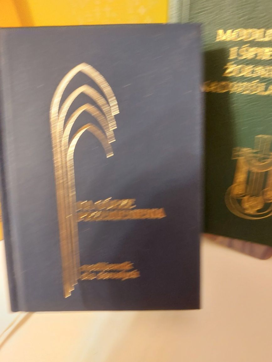 Zestaw katechizmowo modlitewnikowy