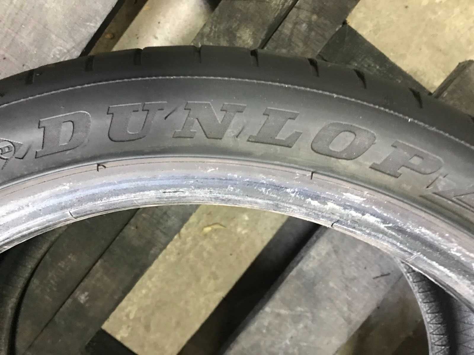 Шини Dunlop 325/40r18 Пара літо б/у склад Оригінал