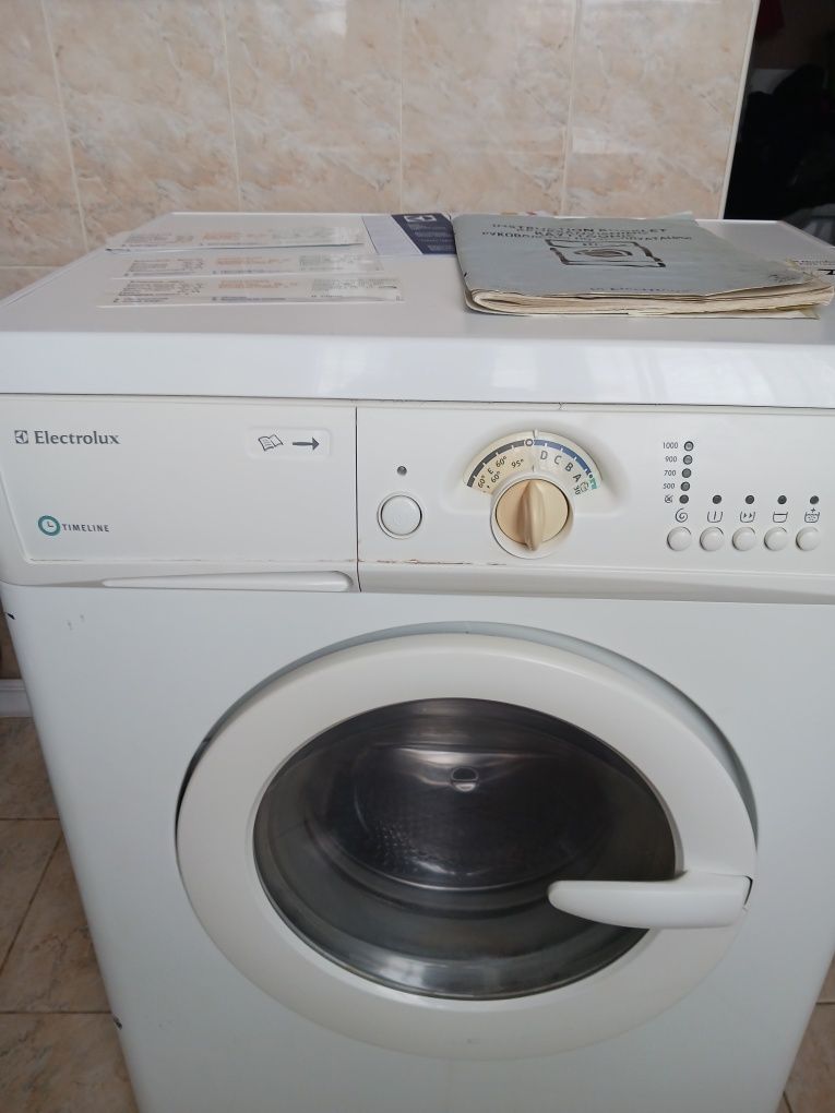 Пральна машина Electrolux EWS 1020