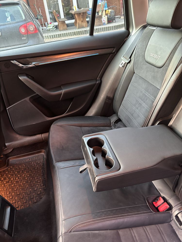 Skoda Octavia Kombi 2.0 TDI 4x4 DSG Scout