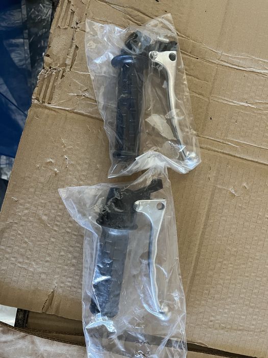 Manetes motorizada tipo v5