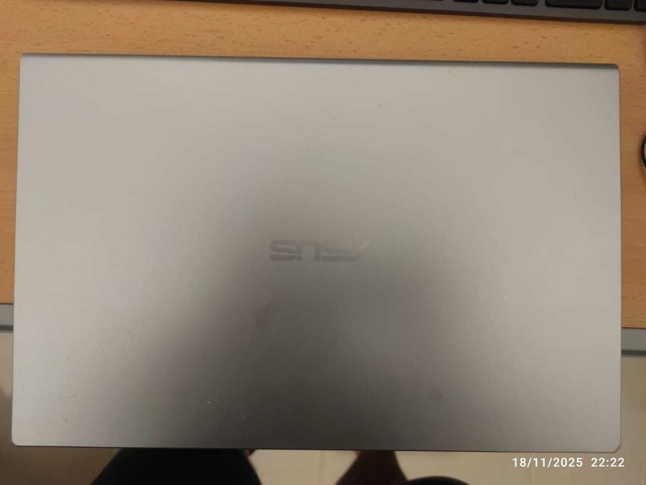 ASUS VivoBook X515EP – i7 11ª Geração 12GB RAM 2GB GPU Ótimo Estado!