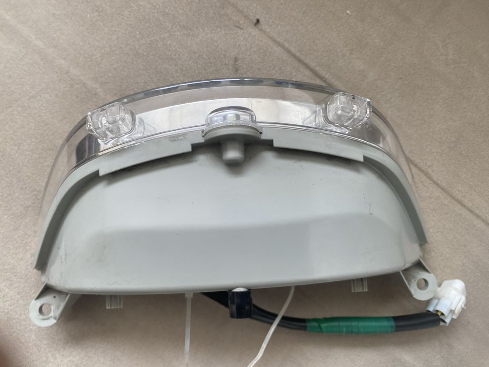 Yamaha VMax 1700 - Lampa tył oryginał