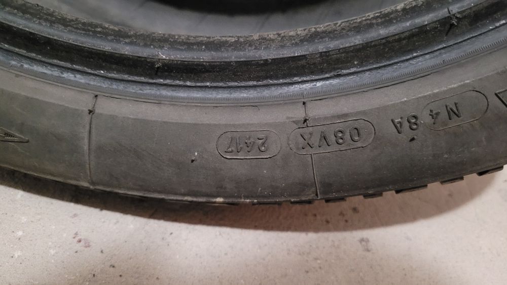 Oddam za darmo - opony zimowe 225/45 R17