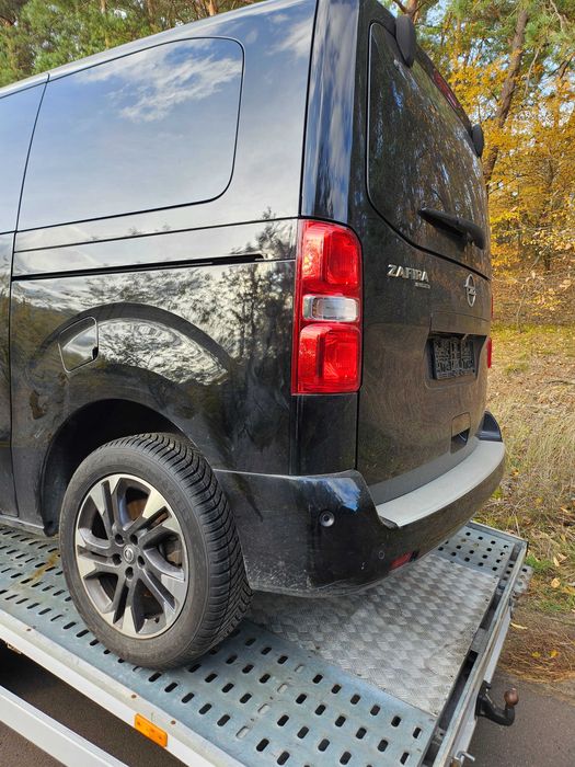 ZAFIRA LIFE CITROEN III JUMPI PROACE tylna tył klapa bagaznika zderzak